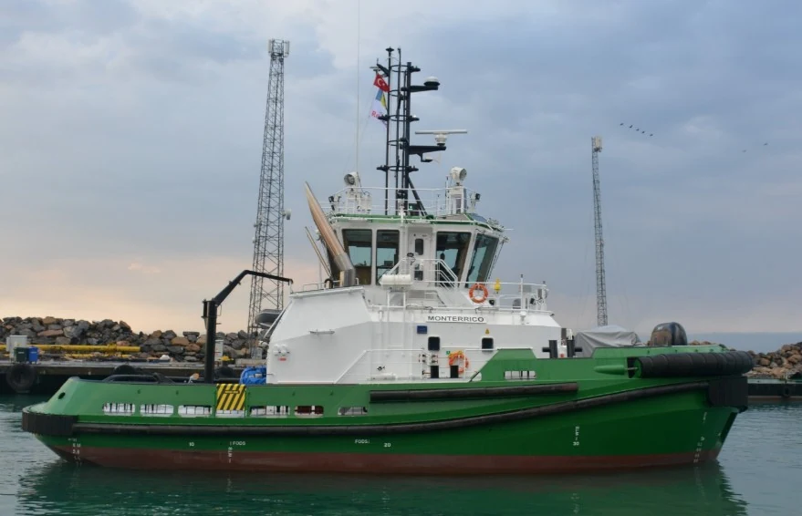 Remolcador Monterrico en el puerto